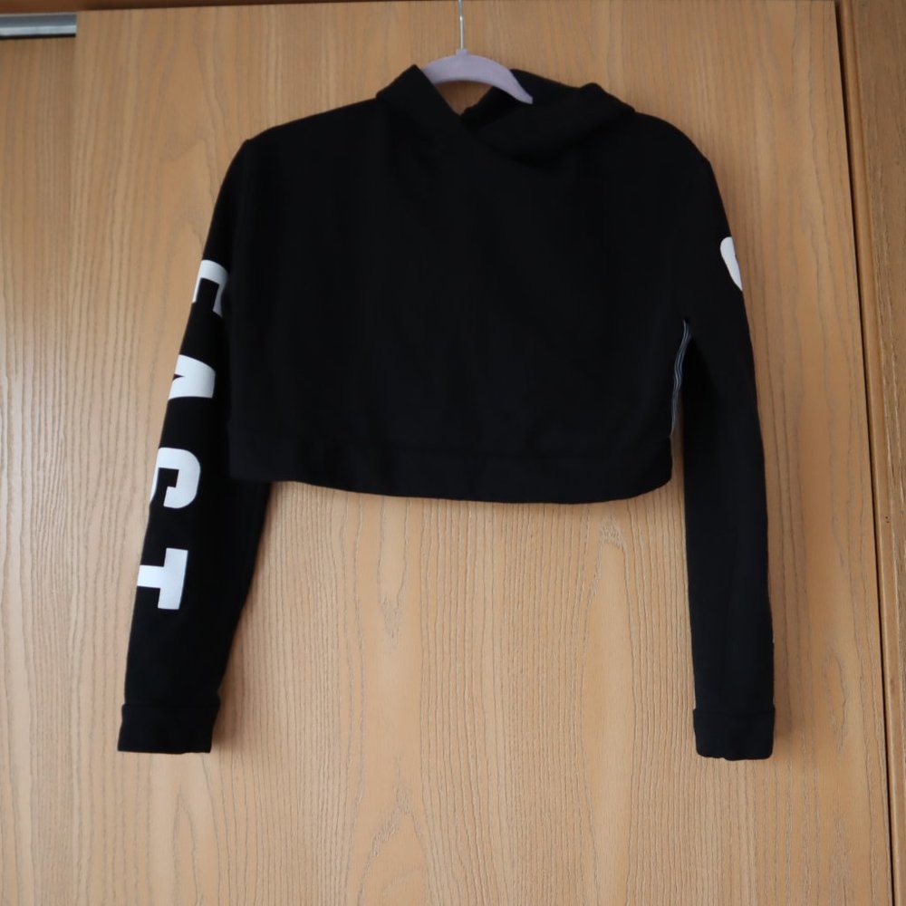 Flirtitude Active Women Hoodie Cropped Sweatshirt